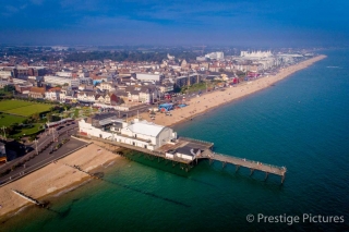 Seaside pier and the English Channel  ©Prestige Pictures